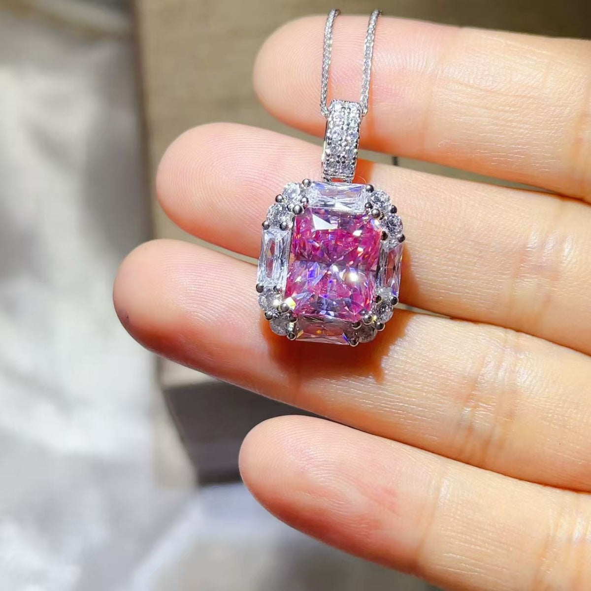 521ee220-0ef1-41ab-b462-d861f7e20041-Max